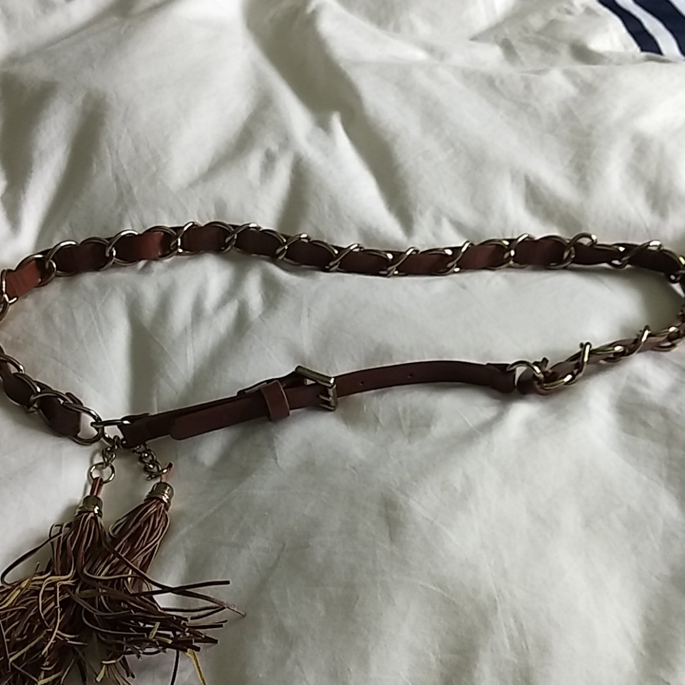 Camel belt with tassles